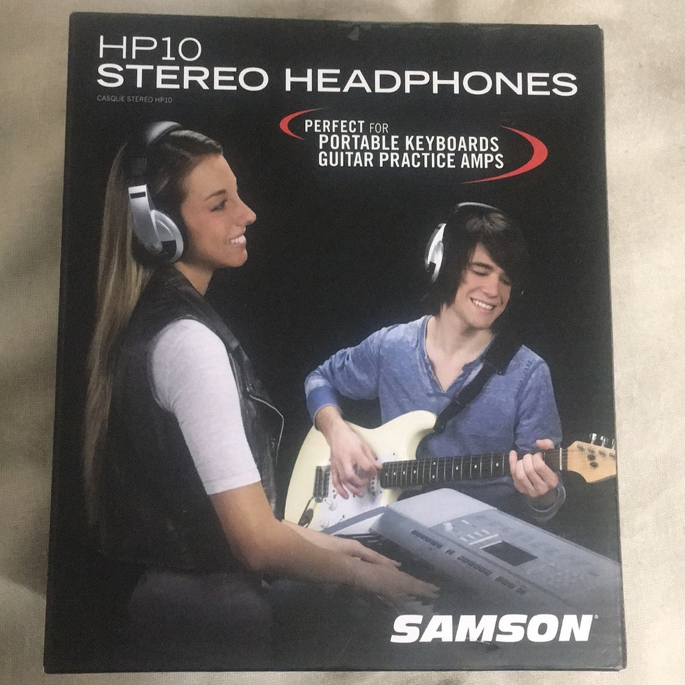 NWT Samson Headphones
